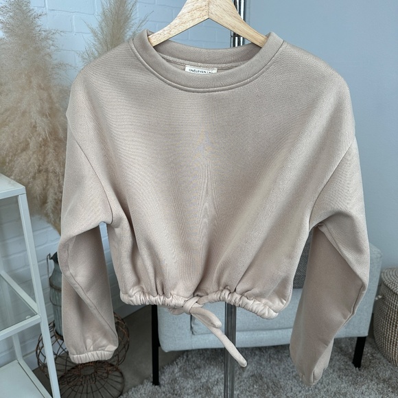 Cropped Pullover Sweat pants SET | Apricot - Picture 4 of 5